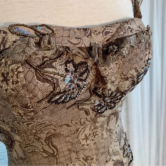 Nina Austin brown and tan floral evening gown. - Picture 7 of 14